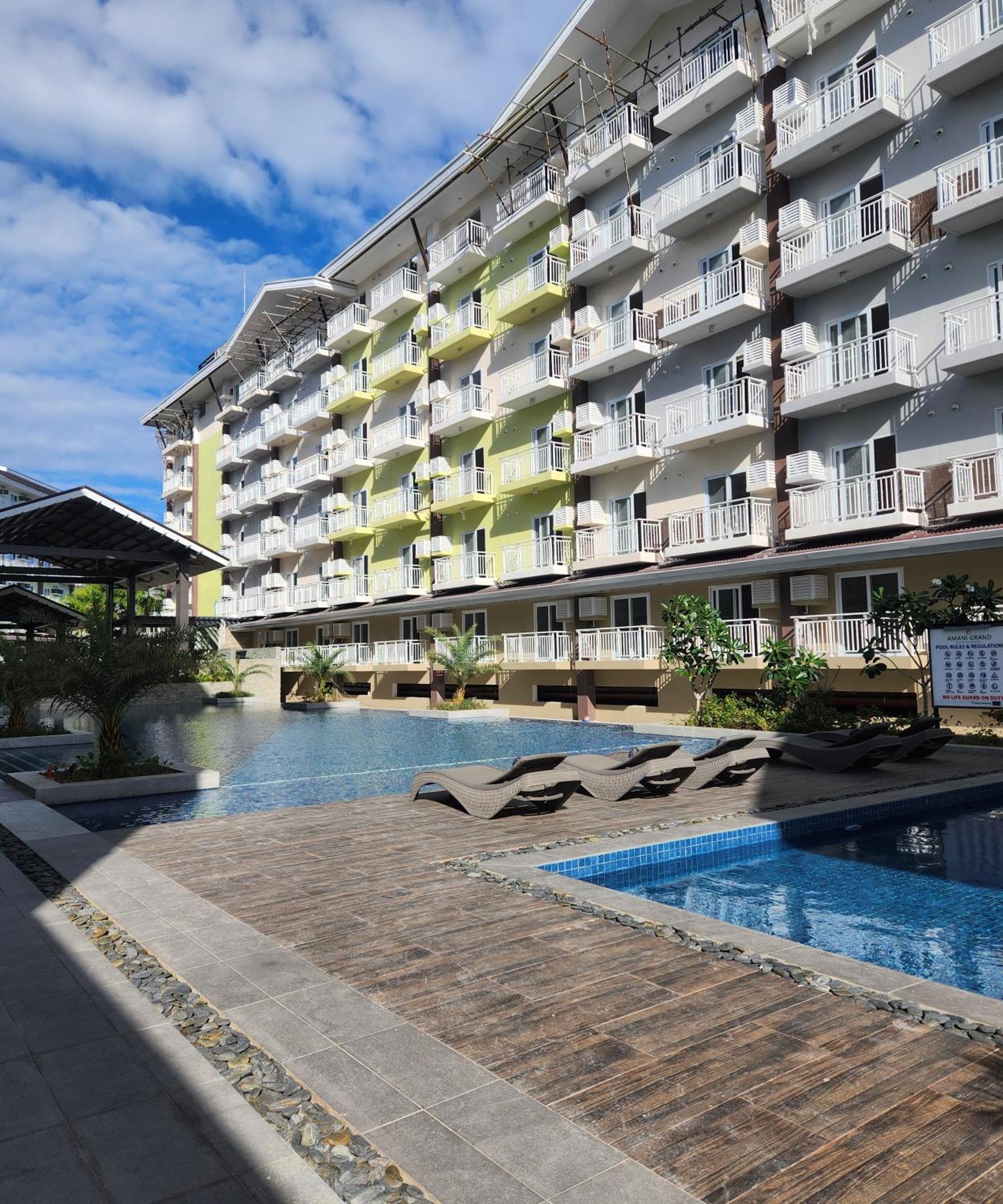 Condo Azur Suites A326 Amani Resorts Residences , 5 Minutes Airport, Netflix, Stylish, Cozy With Luxurious Swimming Pool Lapu-Lapu City Eksteriør bilde